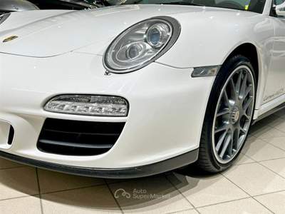 Porsche 911 Coupe 3.8 Carrera 4 GTS Bianco usata San Giuliano Milanese