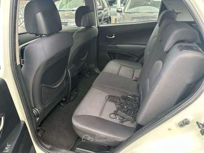 SsangYong Korando Korando 2.0 e-xdi C 2wd Bianco usata Lallio