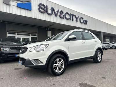 SsangYong Korando Korando 2.0 e-xdi C 2wd Bianco usata Lallio