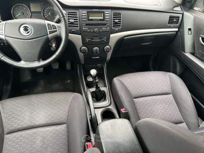 SsangYong Korando Korando 2.0 e-xdi C 2wd Bianco usata Lallio