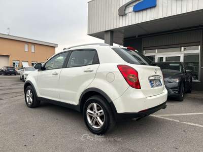 SsangYong Korando Korando 2.0 e-xdi C 2wd Bianco usata Lallio