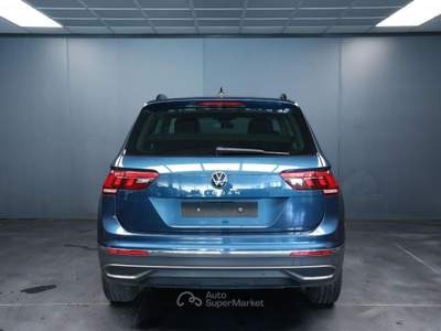 Volkswagen Tiguan 2.0 TDI 150CV DSG Life Blu/Azzurro usata Arsiè