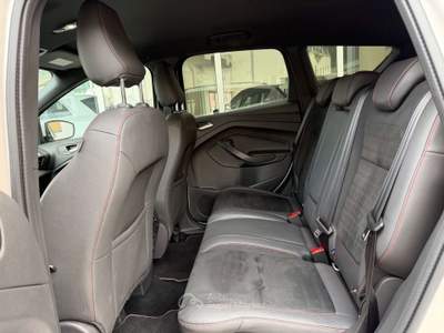 Ford Kuga 2.0 tdci ST-Line s&s 2wd 120cv powershift STUPENDA Bianco usata Cesano Maderno
