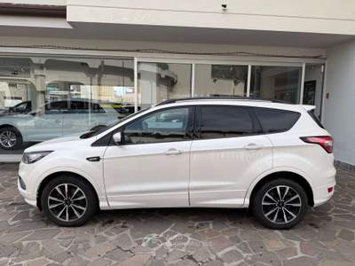 Ford Kuga 2.0 tdci ST-Line s&s 2wd 120cv powershift STUPENDA Bianco usata Cesano Maderno