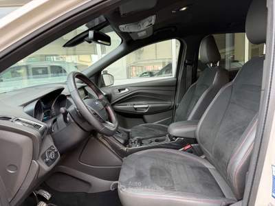 Ford Kuga 2.0 tdci ST-Line s&s 2wd 120cv powershift STUPENDA Bianco usata Cesano Maderno