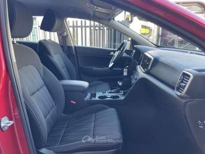 Kia Sportage 1.6 crdi mhev Business Class 2wd 136cv dct STUPEND Rosso usata Cesano Maderno