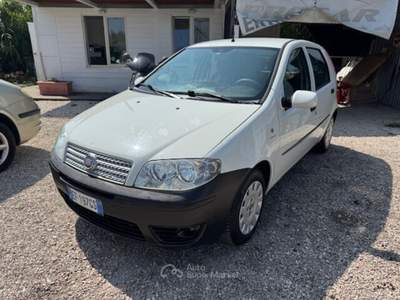 Fiat Punto 5p. 4p.ti Van Bianco usata Rimini