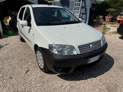 Fiat Punto 5p. 4p.ti Van Bianco usata Rimini