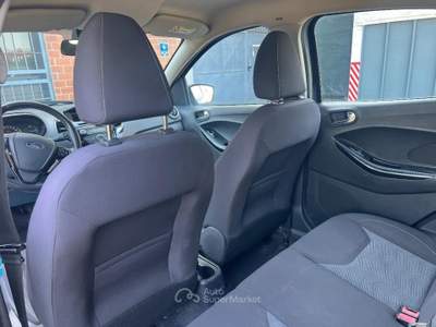 Ford Ka - Ka plus - Ka+ 1.2 Ti-VCT 85 CV Ultimate Color Nero usata Prato