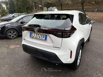 Toyota Yaris Cross 1.5h Business Sport Eco fwd 116cv e-cvt Bianco usata Castelnovo ne' Monti