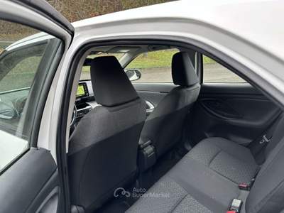 Toyota Yaris Cross 1.5h Business Sport Eco fwd 116cv e-cvt Bianco usata Castelnovo ne' Monti