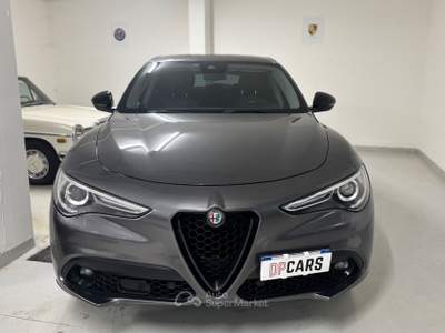 Alfa Romeo Stelvio  Grigio usata Marcianise