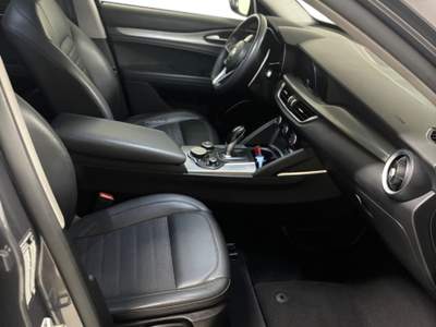 Alfa Romeo Stelvio  Grigio usata Marcianise