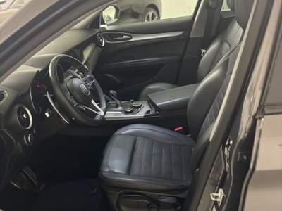 Alfa Romeo Stelvio  Grigio usata Marcianise