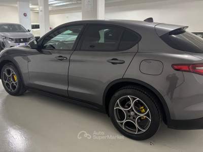 Alfa Romeo Stelvio  Grigio usata Marcianise
