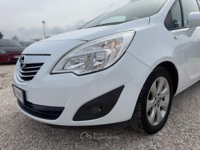 Opel Meriva Cosmo 97.000 KM !! Bianco usata Rimini