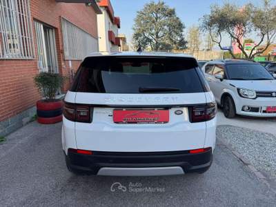 Land Rover Discovery Sport 2.0d i4 mhev S awd 150cv auto Bianco usata Cernusco sul Naviglio
