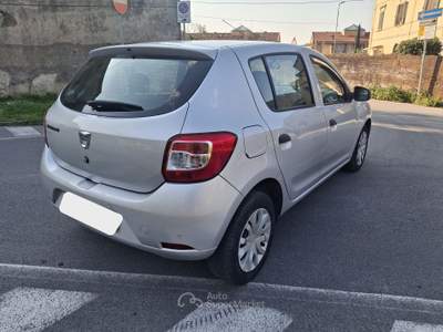 Dacia Sandero 75 cv Grigio usata Calci
