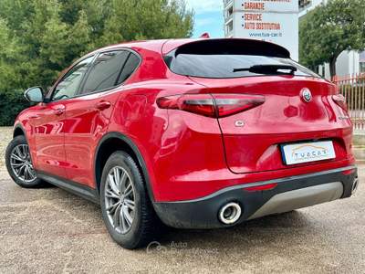 Alfa Romeo Stelvio Alfa Romeo Stelvio 2.2 Executive #10009 Rosso usata Taranto