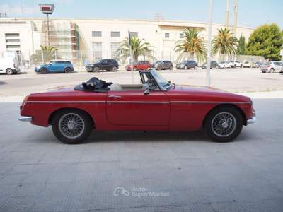 MGB Roadster Rosso usata Bari