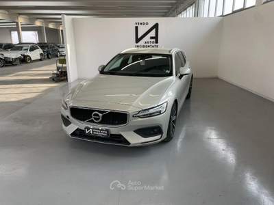 Volvo V60 2.0 D3 150CV GEARTRONIC BUSINESS *ALLUVIONATA* Grigio usata Megliadino San Vitale