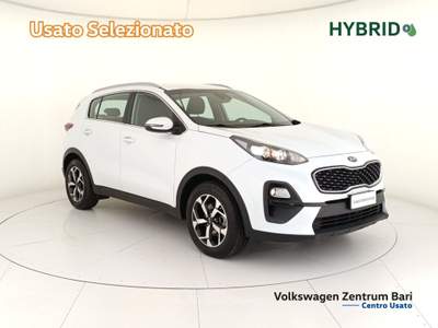 Kia Sportage 1.6 crdi mhev business class 2wd 136cv dct Bianco usata Bari