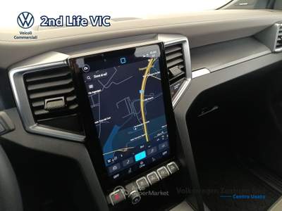 Volkswagen Amarok 3.0 tdi v6 aventura 4motion auto Nero usata Bari