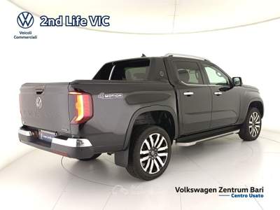 Volkswagen Amarok 3.0 tdi v6 aventura 4motion auto Nero usata Bari