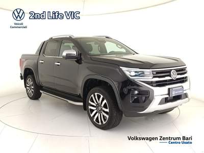 Volkswagen Amarok 3.0 tdi v6 aventura 4motion auto Nero usata Bari