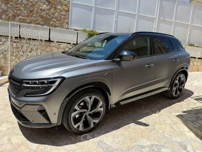 Renault Austral NOLEGGIO BREVE E LUNGO TERMINE Argento usata Pomezia