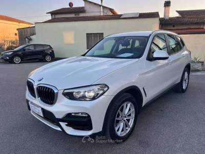 BMW X3 Sdrive18d Business Advantage 150cv auto Bianco usata Agliana