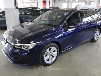 Volkswagen Golf 1.5 eTSI EVO ACT DSG Life 131CV Blu/Azzurro usata Torino