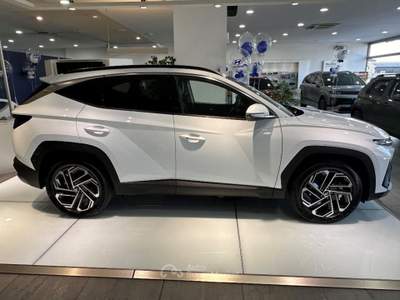 Hyundai Tucson 1.6 HEV aut. Exellence Bianco usata Castenaso