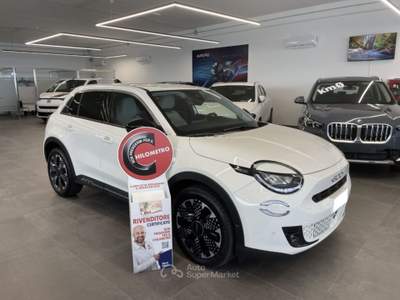 Fiat 600 1.2 Hybrid 110 CV DCT MHEV La Prima Bianco usata Alcamo