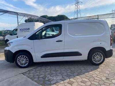 Peugeot Partner L1 BLUE HDI 100 CV PREMIUM Bianco usata Carobbio degli Angeli