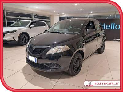 Lancia Ypsilon Ypsilon 0.9 t.air 70cv ELEFANTINO BLU UNIPROPR Nero usata Savona