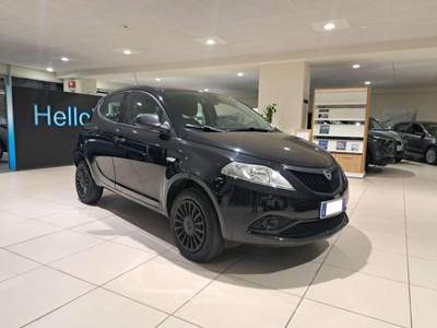 Lancia Ypsilon Ypsilon 0.9 t.air 70cv ELEFANTINO BLU UNIPROPR Nero usata Savona