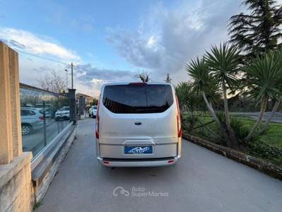 Ford Tourneo Custom  usata Campagna