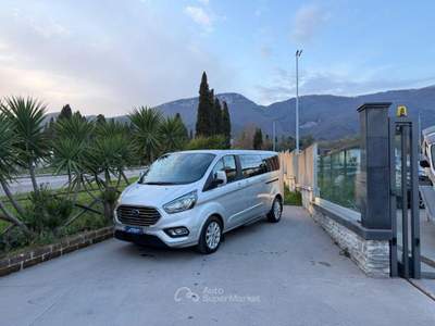 Ford Tourneo Custom  usata Campagna