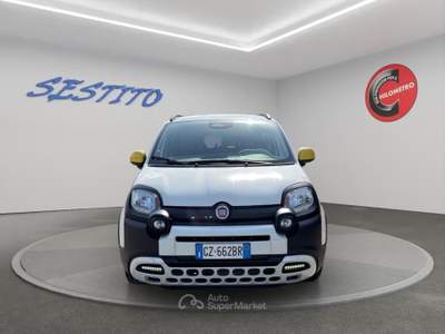 Fiat Panda Pandina Cross 1.0 firefly hybrid s&s 70cv Bianco usata Cirò Marina
