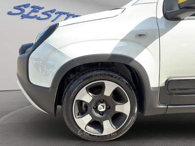 Fiat Panda Pandina Cross 1.0 firefly hybrid s&s 70cv Bianco usata Cirò Marina