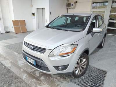 Ford Kuga Kuga+ 2.0 TDCi 163 CV 4WD DPF Argento usata CERIGNOLA