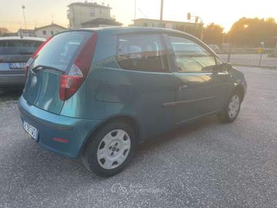 Fiat Punto Punto II 3p 1.2 Dynamic x NEOPATENTATI Verde usata Ravenna