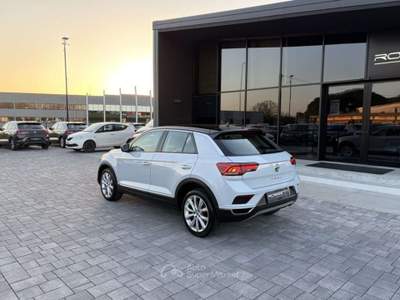 Volkswagen T-Roc 1.5 TSI Advanced BlueMotion Technology Bianco usata Russi