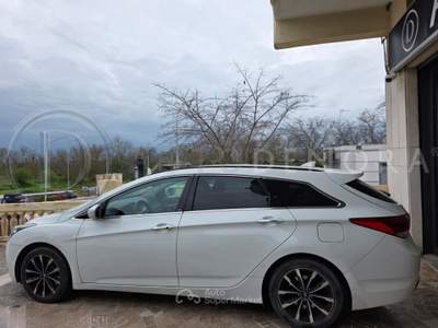 Hyundai i40 Wagon 1.7 CRDi 141 CV 7DCT Business#LED#NAVI#CAM Bianco usata Altamura