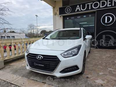 Hyundai i40 Wagon 1.7 CRDi 141 CV 7DCT Business#LED#NAVI#CAM Bianco usata Altamura