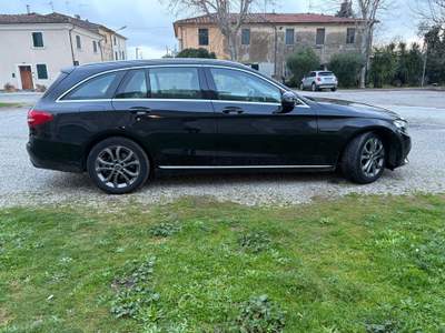 Mercedes-Benz Classe C 200D SPORT ADATTA A NEOPATENTATI Nero usata Cascina