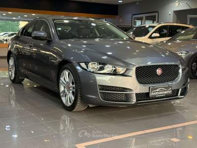 Jaguar XE 2.0d Business AUTO 180CV 95.000 KM!! usata Cassola