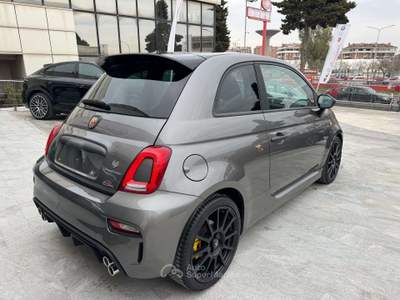 Abarth 695 695 1.4 t-jet Competizione 180cv auto Nero usata Pomezia