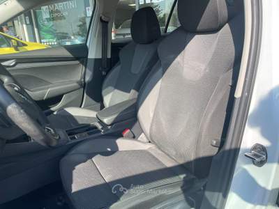 Skoda Octavia EVO SCR 150 CV DSG Wagon Executive Bianco usata Casalgrande